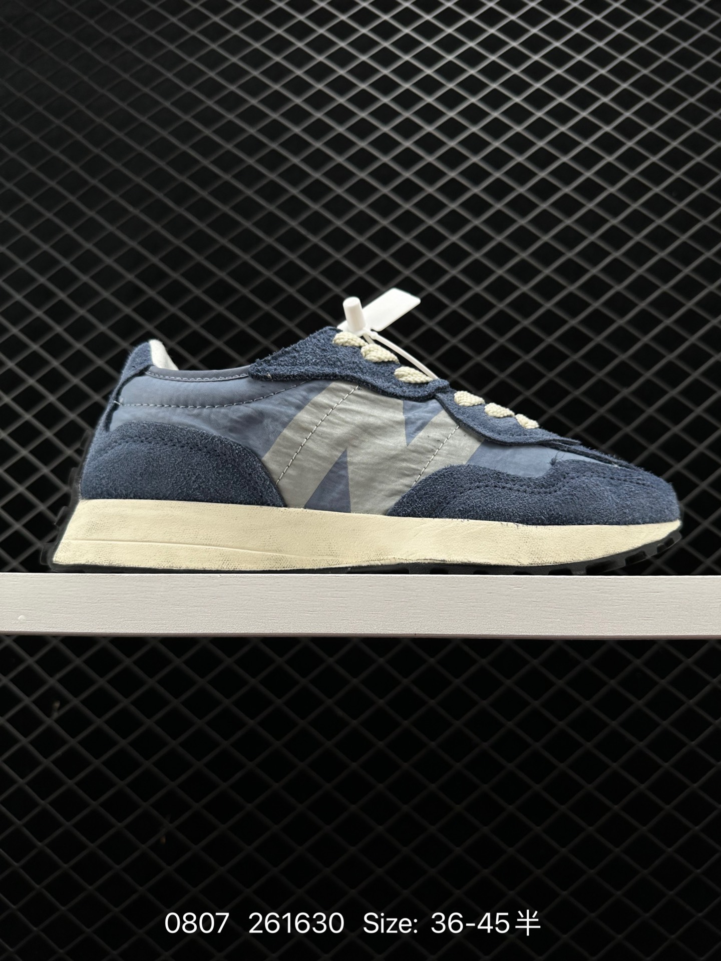 New Balance MS327 New Balance MS327